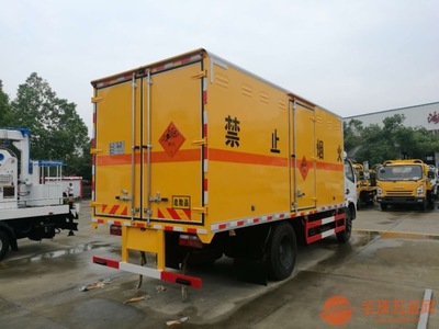 玉林爆破车与危化车辆市场价格解析 别再被模糊的“低价宣言”误导